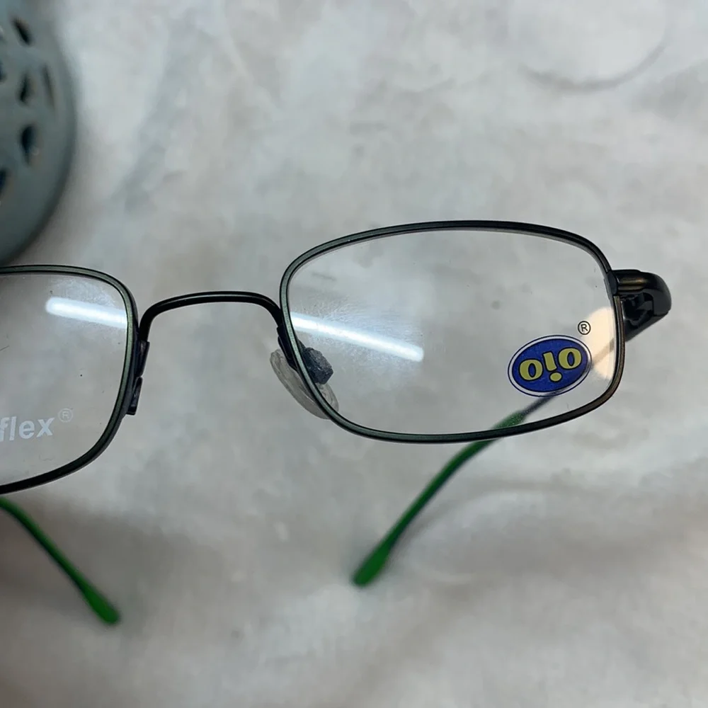 Kids titanflex eyeglass frame. Titanium dark green and blue. 44/18